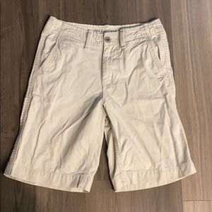 ✅ AMERICAN EAGLE OUTFITTERS AEO Longer Length Preppy Casual Flat Front Shorts